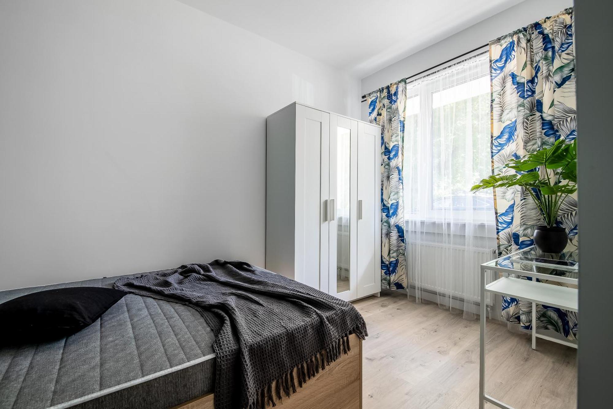 Adler Room Suite -- Prywatna Lazienka, Dostep Na Kod, Parking Łódź Dış mekan fotoğraf